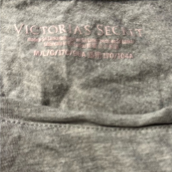 Victoria secret grey 100% cotton top with silver logo women’s size m/L - Picture 3 of 6